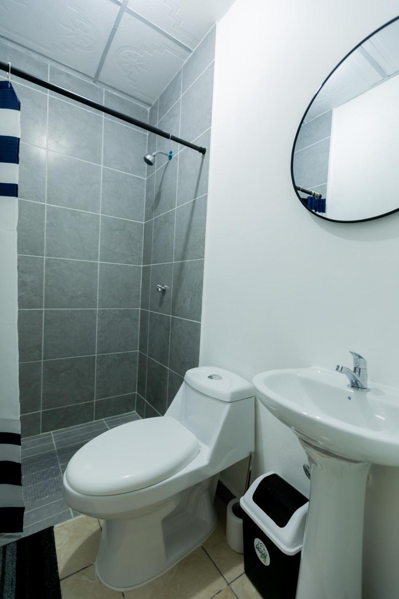 Hotel Friendly House Santa Tecla Esterno foto