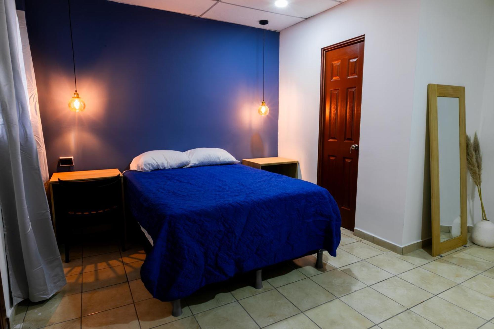Hotel Friendly House Santa Tecla Esterno foto