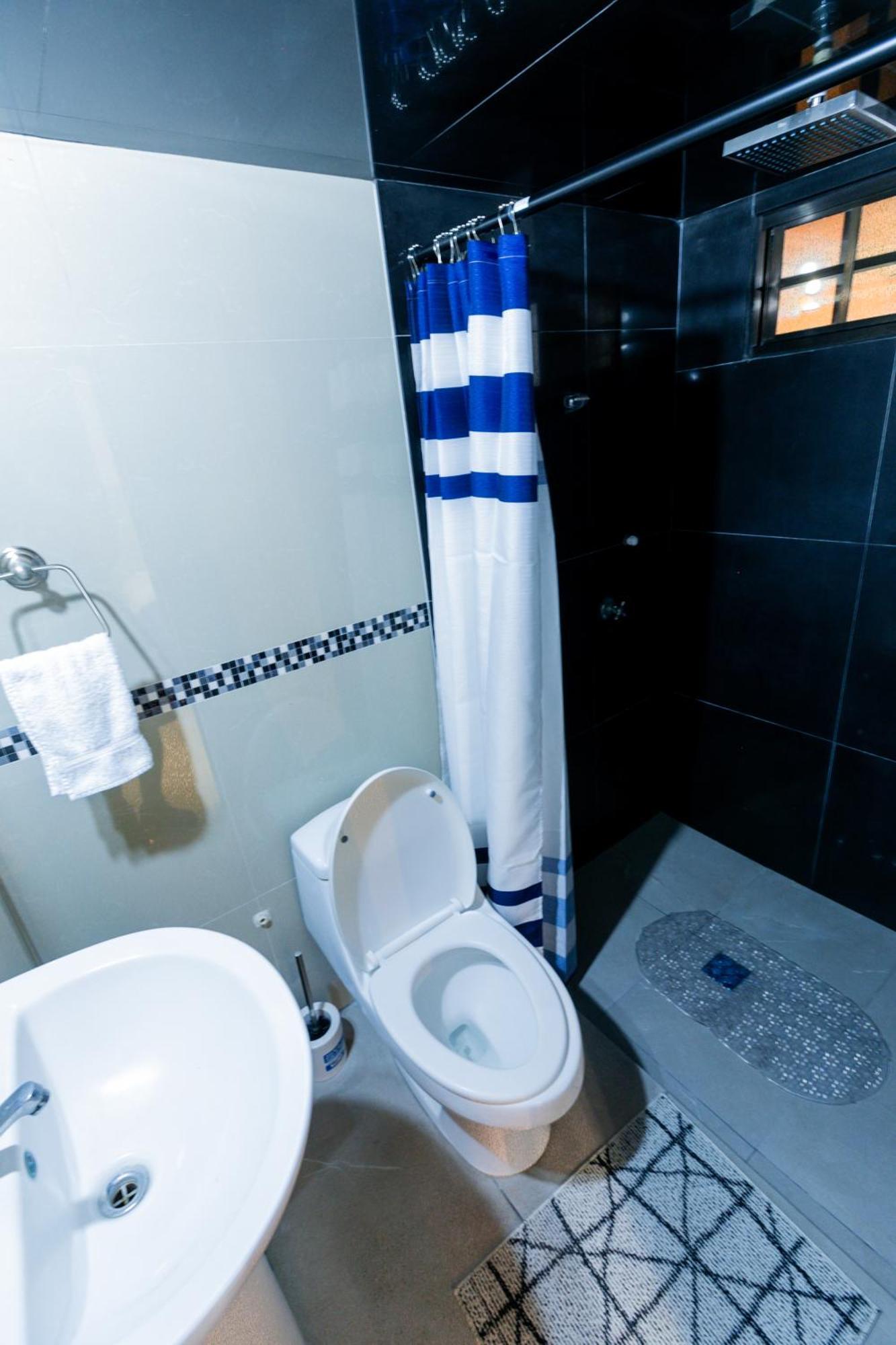Hotel Friendly House Santa Tecla Esterno foto